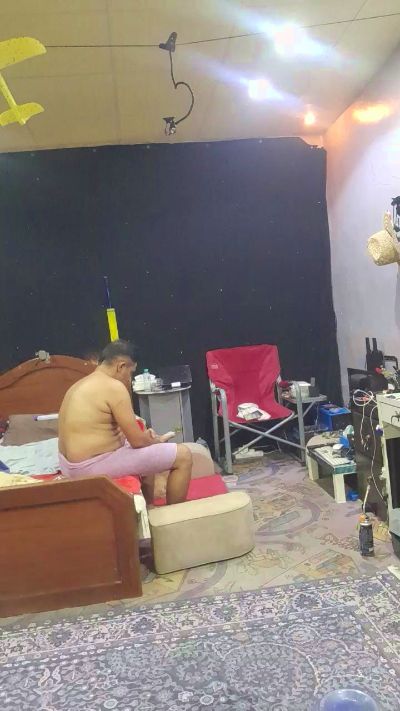 Myassforyou00 live cam on Cam4