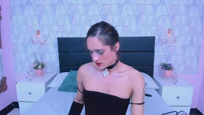 Mykaela_dancee live cam on Cam4