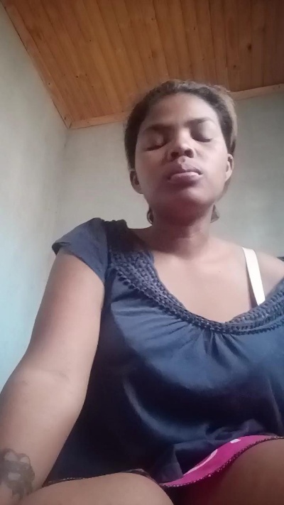 Mylah live cam on Cam4