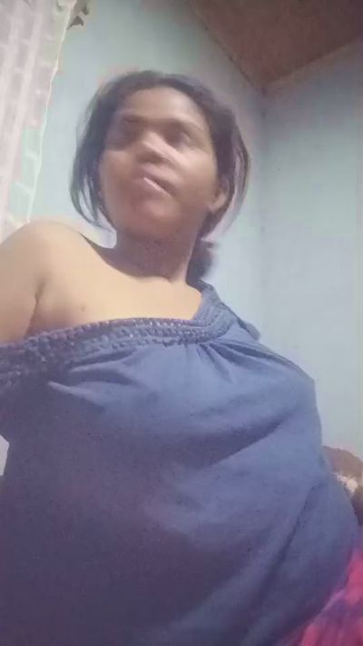 Mylah live cam on Cam4