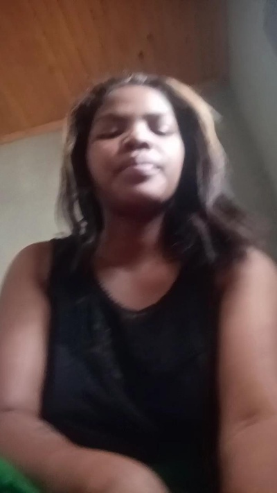 Mylah live cam on Cam4