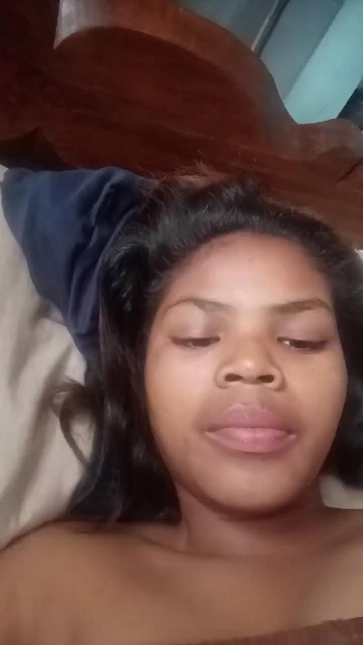 Mylah live cam on Cam4