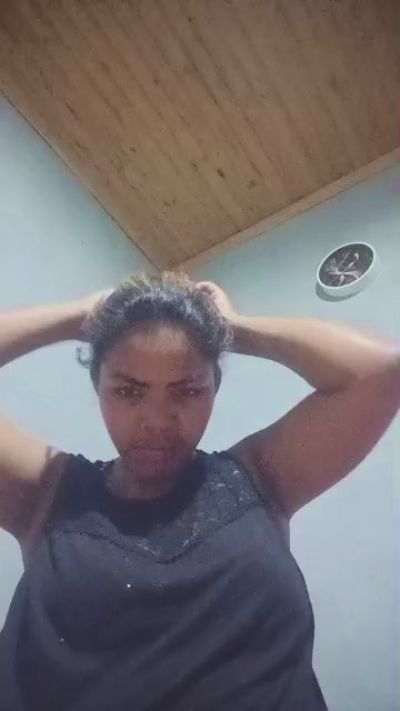 Mylah live cam on Cam4