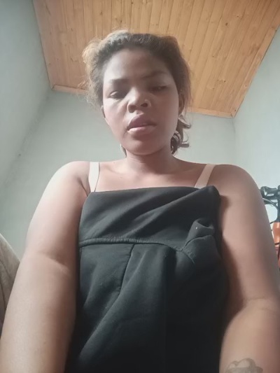 Mylah live cam on Cam4