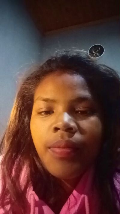 Mylah live cam on Cam4