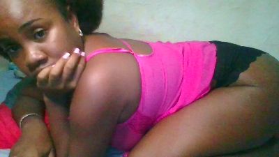 Mynyass live cam on Cam4
