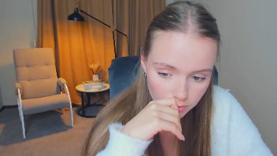 MyriamReigner live cam on Cam4