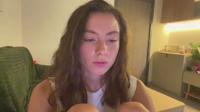 MyrtaJumbo live cam on Cam4