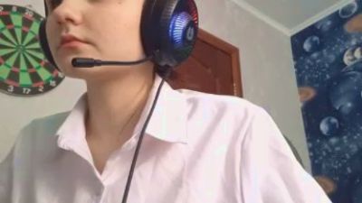 Webcam femme en direct de France avec MyrtaStephens