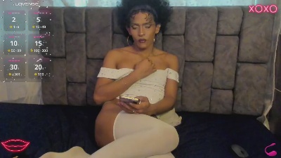 MyssHunters live cam on Cam4
