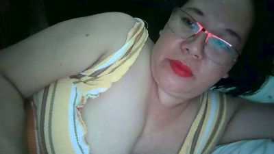 Mystica40 live cam on Cam4