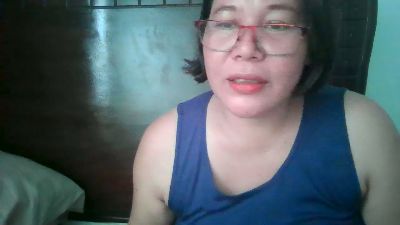 Mystica40 live cam on Cam4