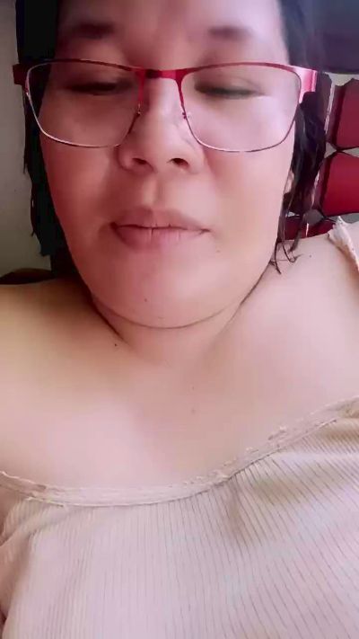 Mystica40 live cam on Cam4