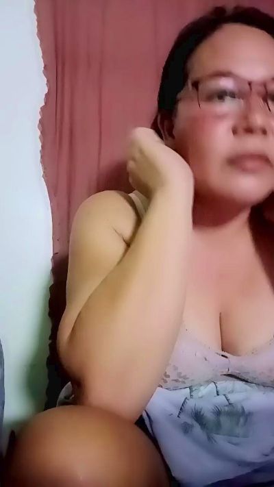 Mystica40 live cam on Cam4