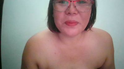 Mystica40 live cam on Cam4