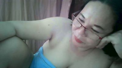 Mystica40 live cam on Cam4