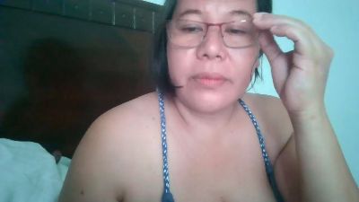 Mystica40 live cam on Cam4
