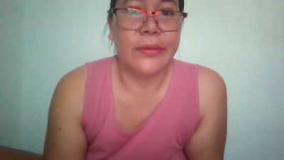 Mystica40 live cam on Cam4