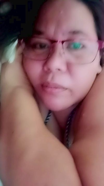 Mystica40 live cam on Cam4