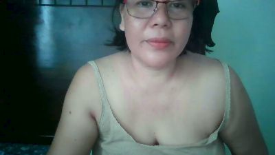 Mystica40 live cam on Cam4
