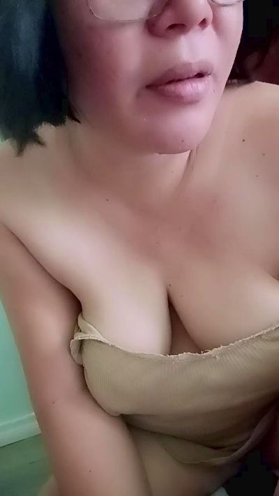 Mystica40 live cam on Cam4