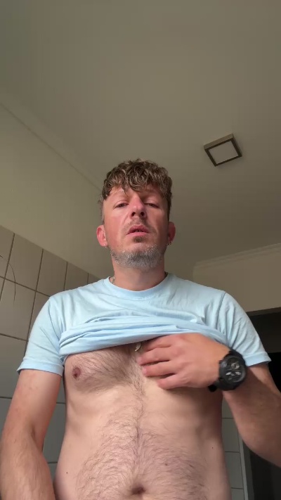 Mysticboy live cam on Cam4