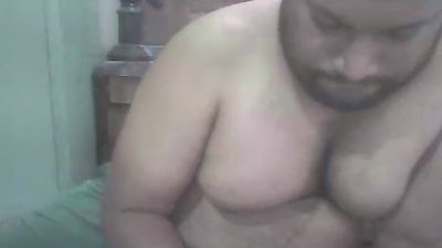 Myunfitshow33 live cam on Cam4