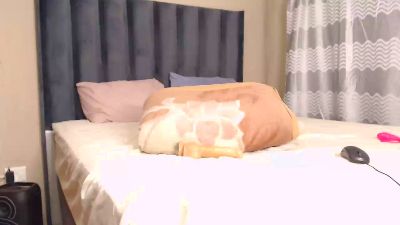 NAOMIBESTER live cam on Cam4