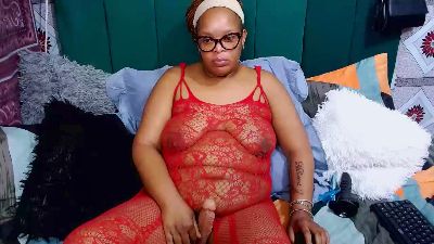 NAUGHTYSQUITER live cam on Cam4