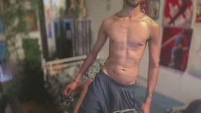 NI69 live cam on Cam4
