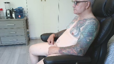 NICKnick6512 live cam on Cam4