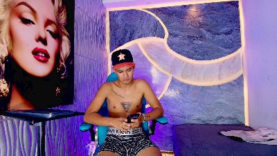 NIO_KLOUDS live cam on Cam4