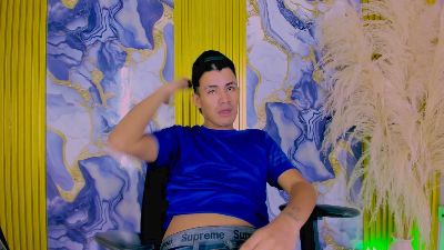 NIO_KLOUDS live cam on Cam4