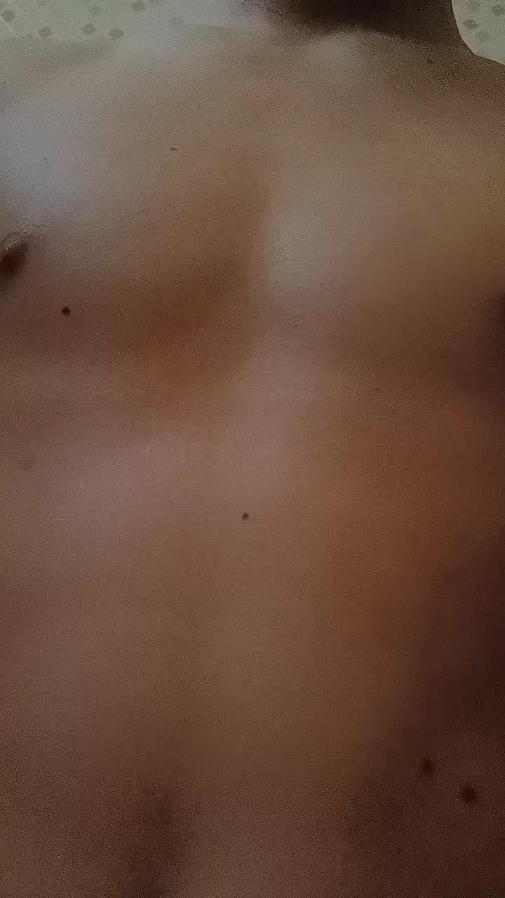 NOVINHOMUDO live cam on Cam4