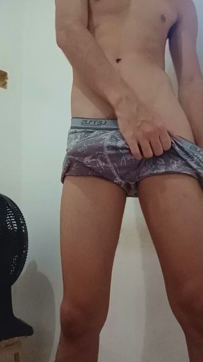 NOVINHOMUDO live cam on Cam4