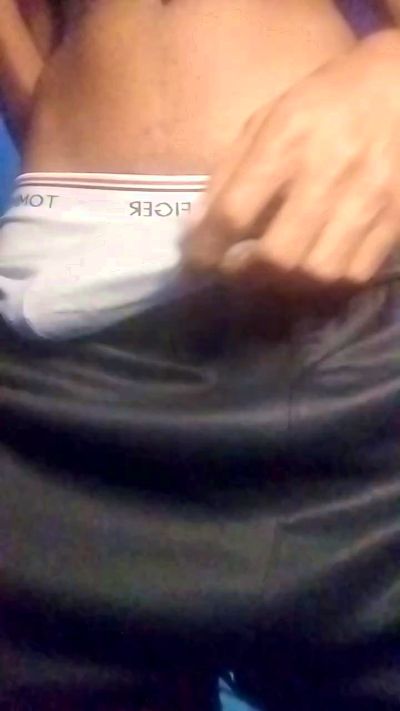 Profile and Statistics for NOVINHO_HOT77 on Cam4