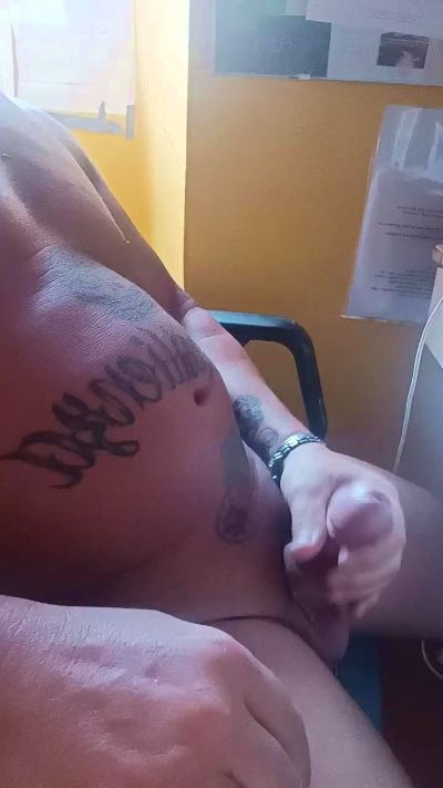 NUDISTAMAIALE live cam on Cam4