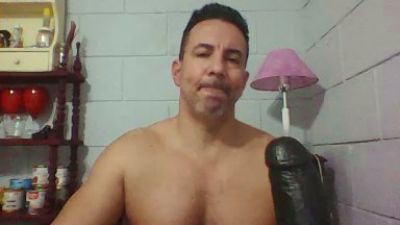 NachoRJ live cam on Cam4