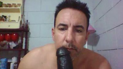 NachoRJ live cam on Cam4