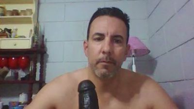 NachoRJ live cam on Cam4