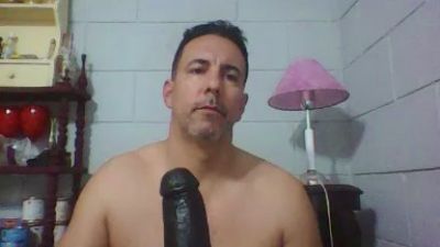 NachoRJ live cam on Cam4