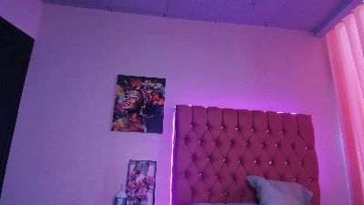 Naddynee live cam on Cam4