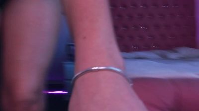 Naddynee live cam on Cam4