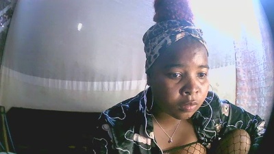 Nadiaflirt live cam on Cam4