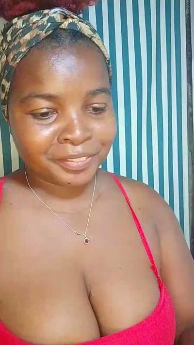 Nadiaflirt live cam on Cam4