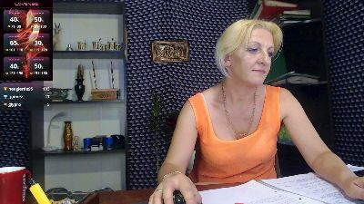 Nadin_slut live cam on Cam4