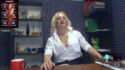 Nadin_slut live cam on Cam4