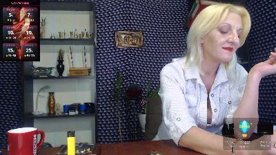 Nadin_slut live cam on Cam4