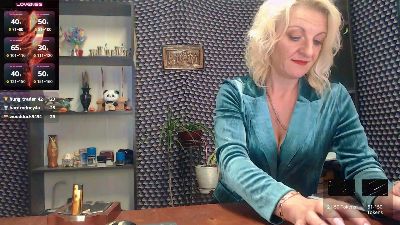 Nadin_slut live cam on Cam4
