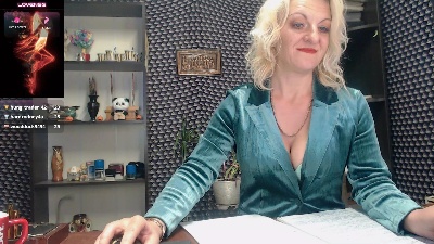 Nadin_slut live cam on Cam4